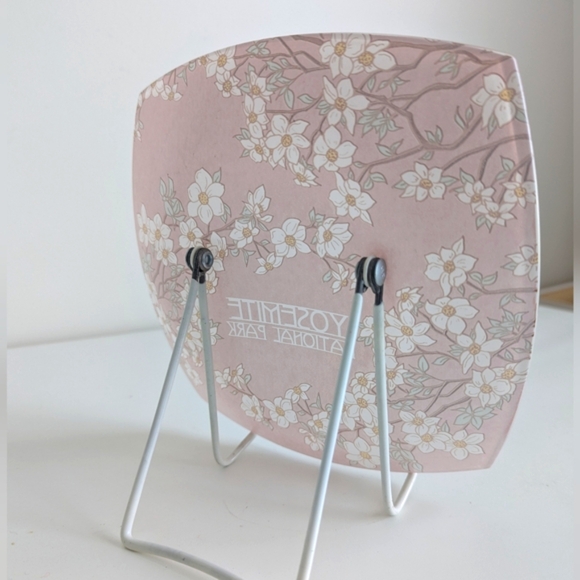 Yosemite National Park Glass Plate Dish Ahwahnee Dogwood Blossoms Square Pink - Picture 10 of 15